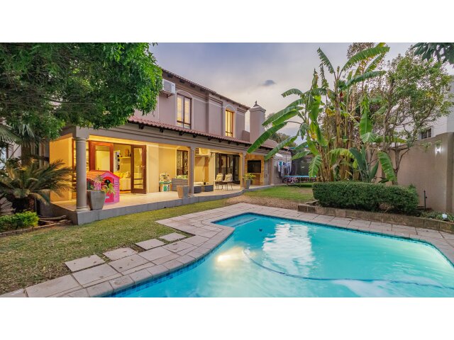 <!--[if BLOCK]><![endif]--> 1037 Villa Quattro  Poplar Avenue, Craigavon AH,  Sandton <!--[if ENDBLOCK]><![endif]-->